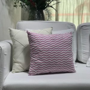 Capa para almofada algodão chevron rosa