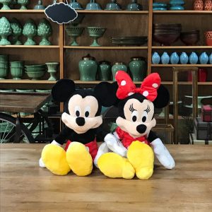 Personagem pelúcia Minnie