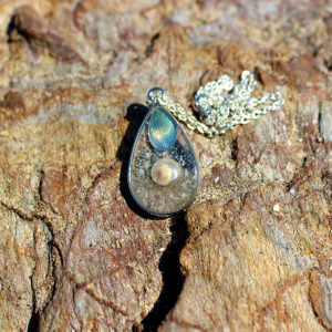 Pendentif "Goutte d'argent" - bijoux galatée merveilles - pendentif de sirène - bijoux de sirène - bijoux coquillage - bijoux fantaisies - colliers de sirène