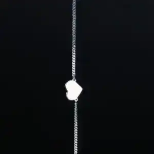 Silverarmband med graverbart hjärta