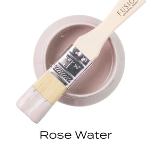 Fusion Mineral Paint Rose Water mjuk puderrosa möbelfärg