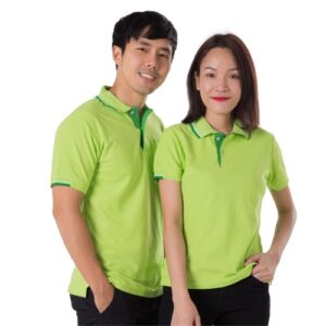 เสื้อโปโลสีเขียว