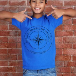 Majica sledi kompasu, ne množici