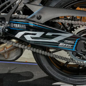 ADHESIVO BASCULANTE BLACK YAMAHA R7