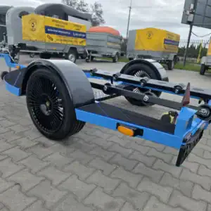 Pod Skuter KamCastom Felgi 18 Obniżona Projekt indywidualny Pianek NIEBIESKA