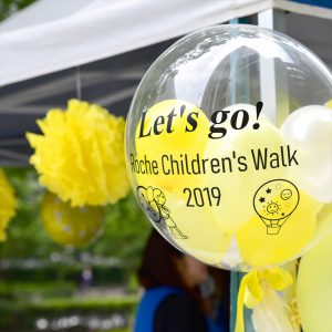 Roche Childrens's Walk レモネードスタンドデコレーション