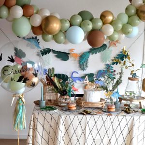 Dinosaurs in the jungle 4th Birthday : 恐竜テーマの4歳バースデイ