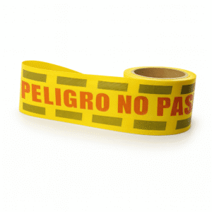 Cinta de peligro amarilla para delimitar zonas de riesgo y obras.jpg