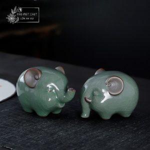 An Tượng - Voi gốm nhỏ men rạn xanh cổ điển vững chãi
