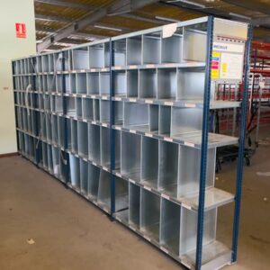 Estantería Mecalux metálica de 5,10 m para taller o recambios
