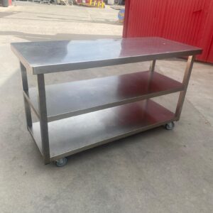 Mesa carro de acero inoxidable con tres niveles para hostelería o taller