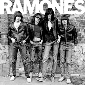 ramones ramones sml 2011413 sq 38e9134b45fa045bdc166e4a6c10b62ba54869b1 s1100 c50