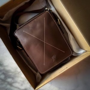 genuine leather shoulder crossbody bag side profile