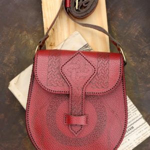 genuine leather saddle shoulder bag side profile