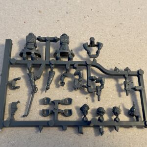Baneblade Commander with Full Length Body, Heads, Arms, Sword & Laspistols