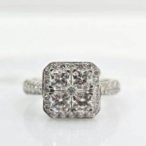 18kw Ring with 1.95ctw Diamonds
