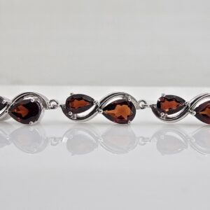 Sterling Silver 3.98ctw Garnet Bracelet