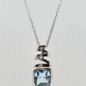 Sterling Silver 2.34ct Blue Topaz Necklace