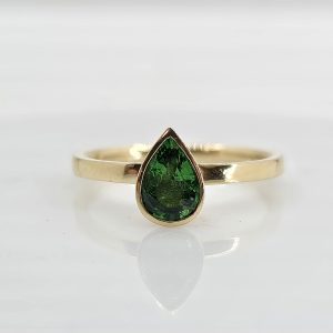 14k .74ct Tsavorite Ring