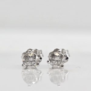 14k .30ctw Diamond Studs