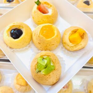 Bánh Su Kem Singapore