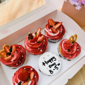 Bánh Kem Cupcake 8-3