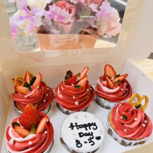 Bánh Kem Cupcake 8-3