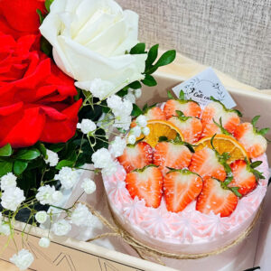 Bánh Kem hoa tươi 8-3 tặng mẹ the catic ake