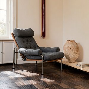 Luxury Microfiber Leather Lounge Chair