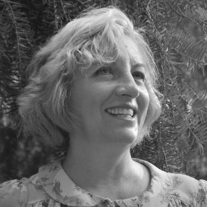 Black and white head shot photograph of Sian Kelly