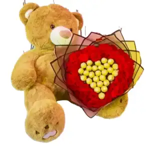 ramo-de-rosas-con-chocolates-y-peluche-venta-de-ramos-de-rosas-en-cali-floristeria-angeluz-cali-colombia (1) Arreglo floral para cumpleaños con ramo de rosas rojas en caja corazón y oso de peluche, Flores a domicilio en Cali con envío gratis.