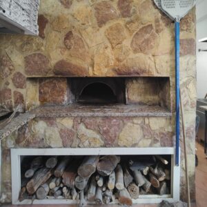 Restauro di un forno a legna in Sicilia- nuovo piano di cottura