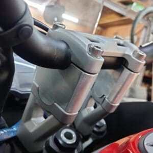 Triumph Tiger 660 Sports handle bar riser