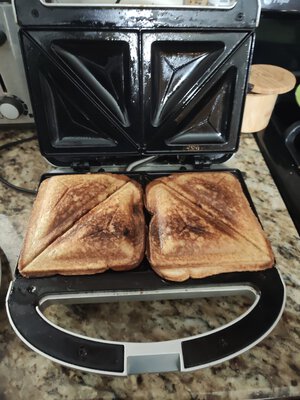 Sandwich press