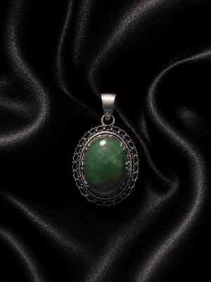 925 Silver Green Aventurine Pendant – Natural Prosperity Crystal Pendant