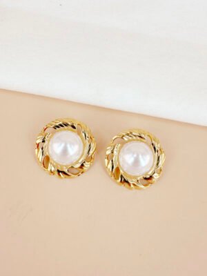 Boucles d&rsquo;oreilles rondes avec perles en acier inoxydable