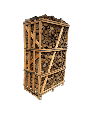 Eiken haardhout in stapels, gekloofd op 25 cm, ideaal voor kachels van verschillende groottes.