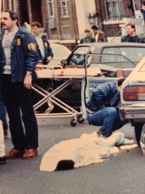FBI Agent Anthony Nelson on scene following Hamilton Federal Saving Bank robbery and shooting.
