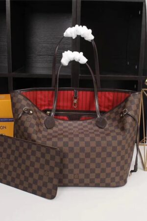 Louis Vuitton Neverfull Bag