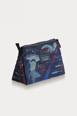 DWCU00131 cosmetiquero arrecife pintado Darwin and wolf 3