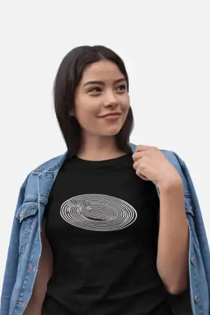 Zebra Looking Into Hole – Women’s Printed T-Shirt