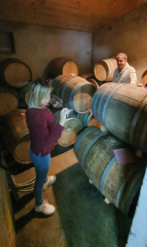 Malka barrel tasting Pinot Noir with Olivier