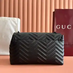 GUCCI GG MARMONT MEDIUM SHOULDER BAG - BG211