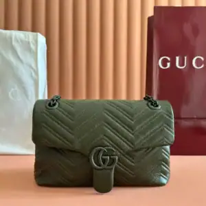 GUCCI GG MARMONT MEDIUM SHOULDER BAG - BG212