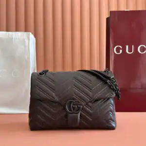 GUCCI GG MARMONT MEDIUM SHOULDER BAG - BG213