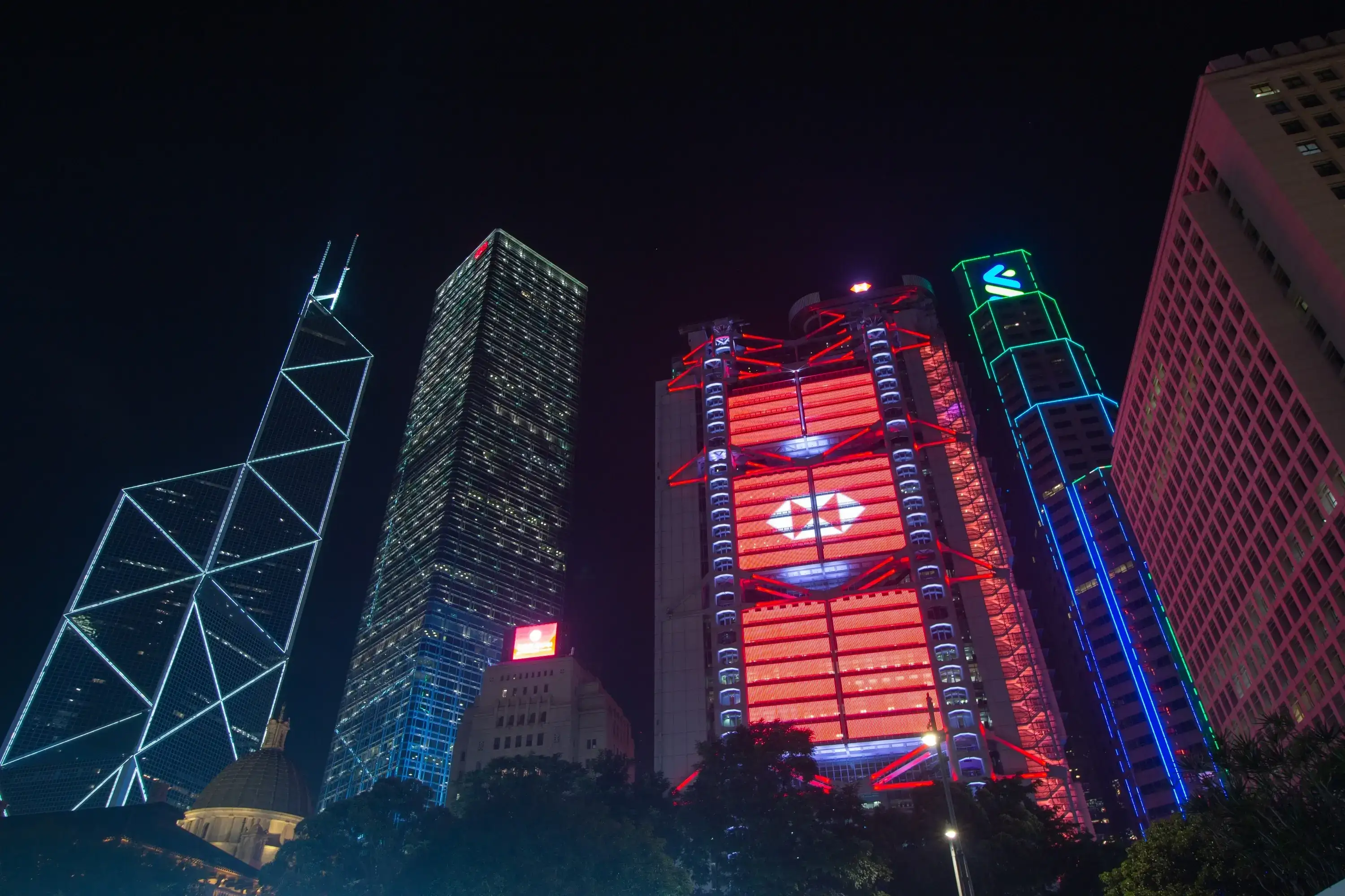 The city’s glamorous new office towers (and a groundscraper)