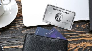 アメックス・プラチナは年収いくらから持てる？気になる審査や条件を解説！