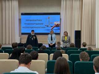 В школе №1 города Сасово состоялась профилактическая беседа священника со старшеклассниками