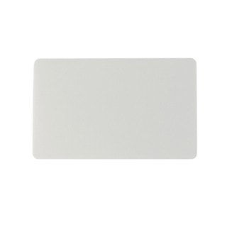 Adhesive Full-Card Overlays protect your cards’ graphics – great for swipe readers. Use the handy tab to remove the release liner, then press on.