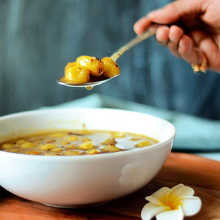 Gapes chutney with coconut milk